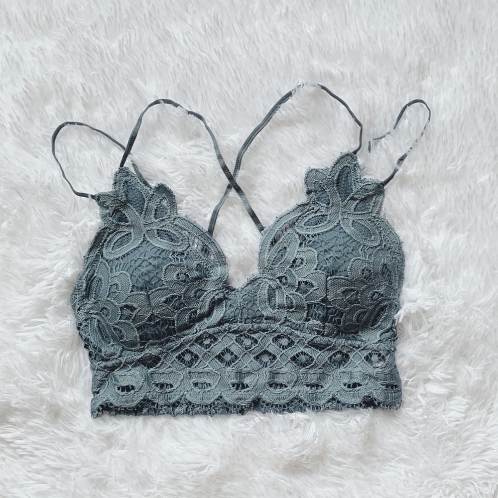 ‘Everly’ Crochet Lace Bralette in Blue Stone